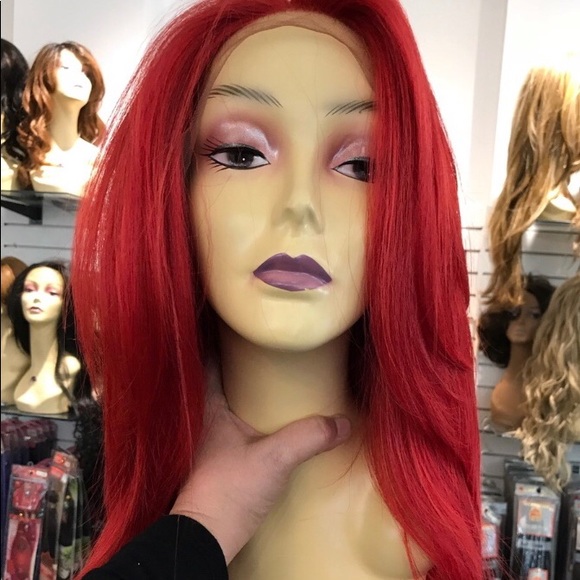 Accessories - Red Wig Fabulous Swisslace Lacefront OMG A BEAUTY